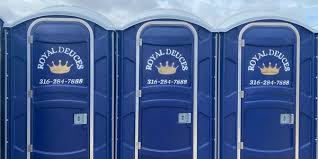 Best VIP or Luxury Restroom Trailers  in Crivitz, WI